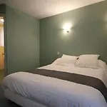Logis Restaurant De La Cloche 2*