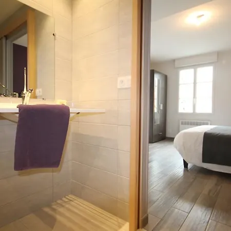 Logis Restaurant De La Cloche Le Theil-sur-Huisne