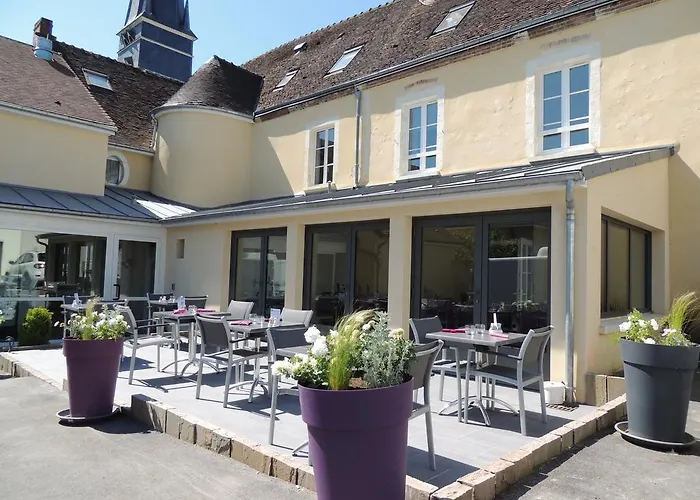 Hotel Logis Restaurant De La Cloche Le Theil-sur-Huisne